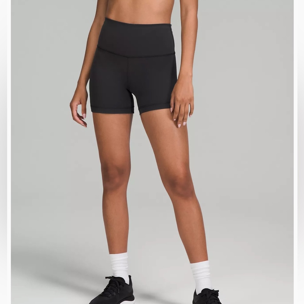 lululemon Wunder Train High-Rise Short 4"